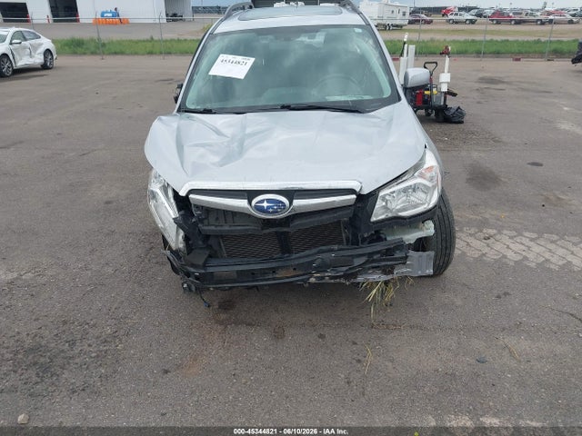 Subaru Forester 2.5i Limited 2015 JF2SJARCXFH410020 Image 6