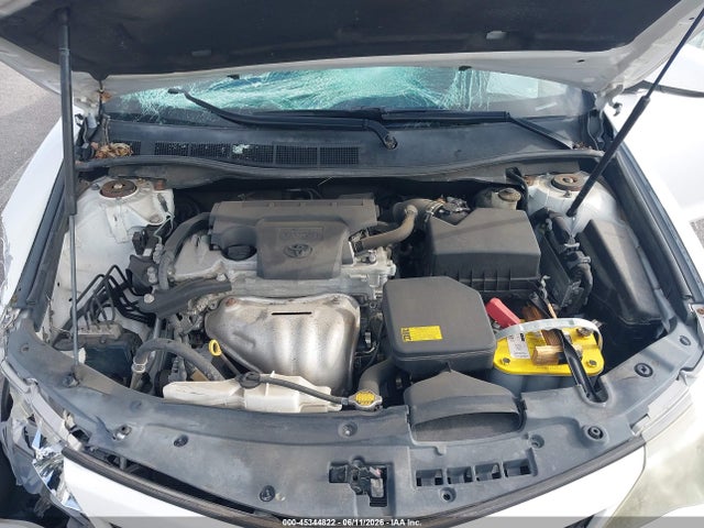 4T1BF1FK4EU332640 Toyota CAMRY SE