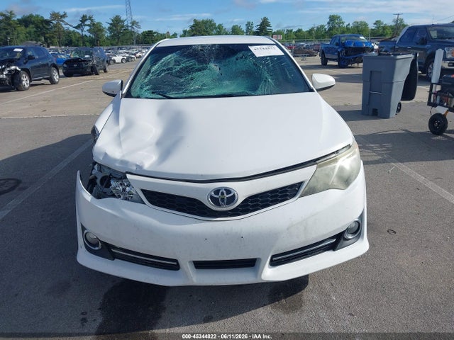 4T1BF1FK4EU332640 Toyota CAMRY SE