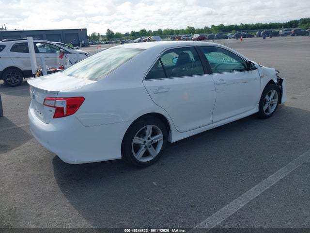 Toyota CAMRY SE 2014 4T1BF1FK4EU332640 Image 4