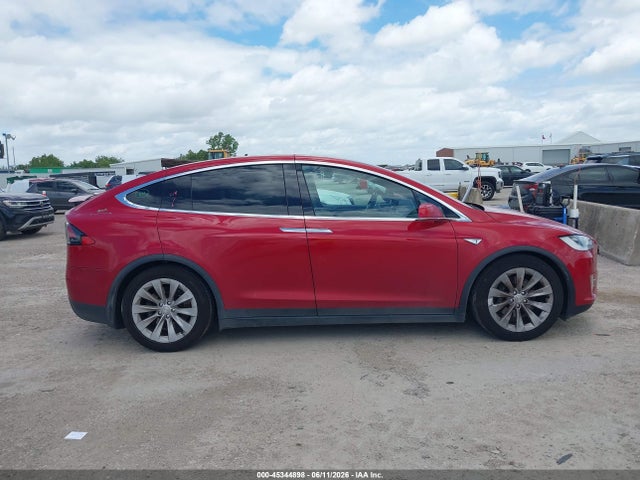 Tesla Model X 60d/70d/75d/90d/p100d 2016 5YJXCBE24GF006312 Image 13