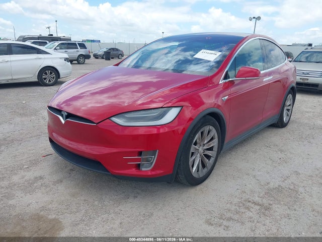 Tesla Model X 60d/70d/75d/90d/p100d 2016 5YJXCBE24GF006312 Image 2