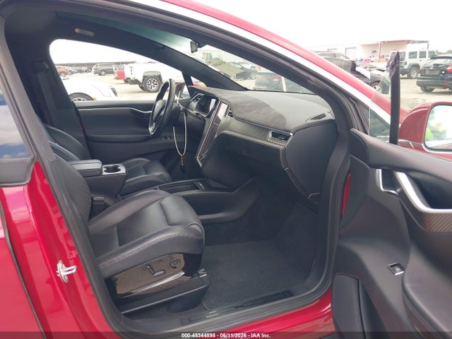 Tesla Model X 60d/70d/75d/90d/p100d 2016 5YJXCBE24GF006312 Image 5