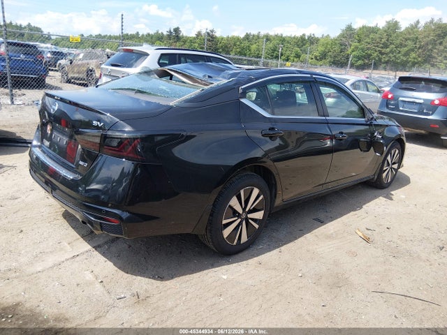 1N4BL4DW8NN342589 Nissan Altima Sv Intelligent Awd