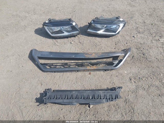 2021 Volkswagen Tiguan 2.0t Se/2.0t Se R-line Black/2.0t Sel მანქანა იყიდება აუქციონზე, vin: 3VV2B7AX1MM133748, აუქციონის ნომერი: 45344938