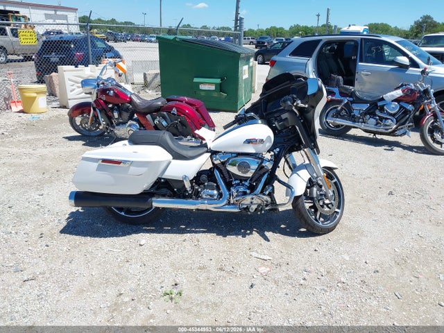 Harley-Davidson FLHX 2024 1HD1KB718RB638053 Image 12