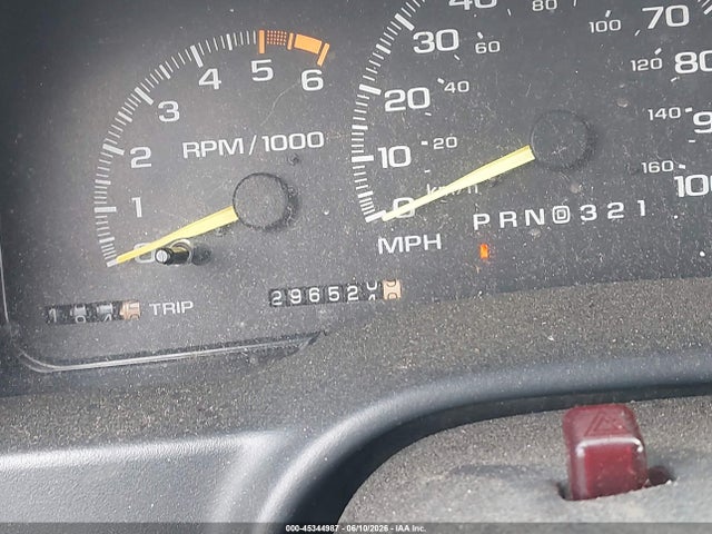 45344987 :رقم المزاد ، 3GNFK16R5TG137216 vin ، 1996 Chevrolet Suburban K1500 مزاد بيع