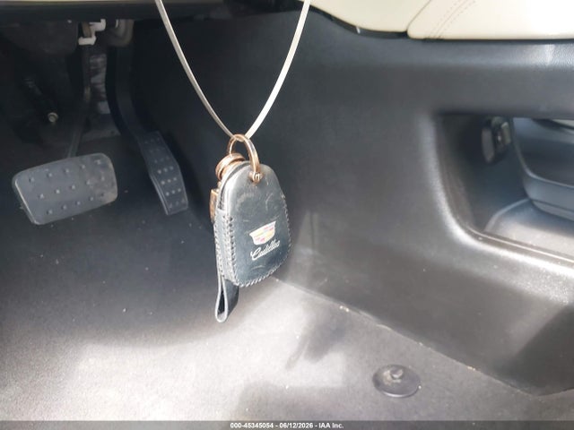 45345054 :رقم المزاد ، 1GYKNBRS2HZ119549 vin ، 2017 Cadillac Xt5 Luxury مزاد بيع