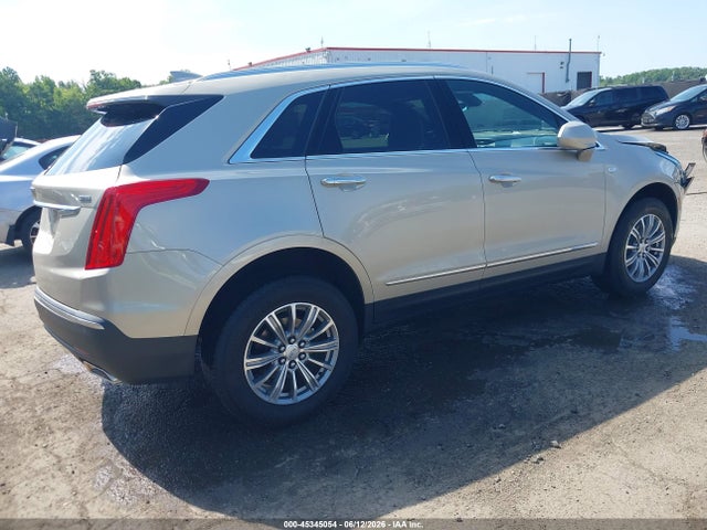 45345054 :رقم المزاد ، 1GYKNBRS2HZ119549 vin ، 2017 Cadillac Xt5 Luxury مزاد بيع