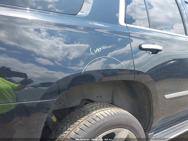 Продаж на аукціоні авто 2020 Cadillac Escalade 4wd Luxury, vin: 1GYS4BKJ1LR301787, номер лоту: 45345101