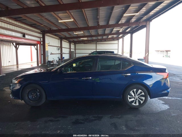 1N4BL4BV1MN394381 Nissan Altima S Fwd