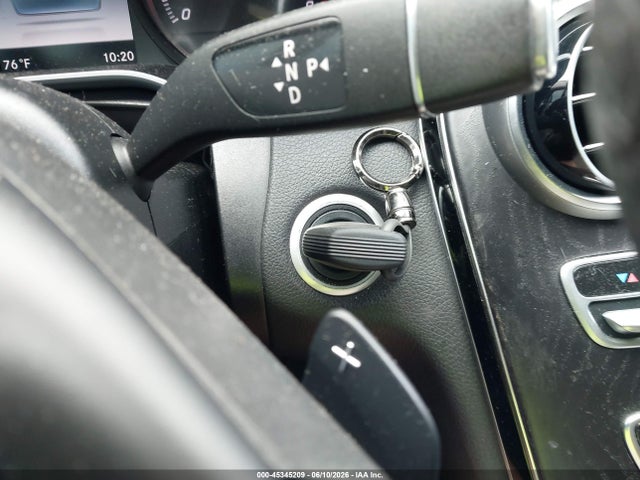 45345209 :رقم المزاد ، 55SWF4JB8HU216559 vin ، 2017 Mercedes-benz C 300 مزاد بيع