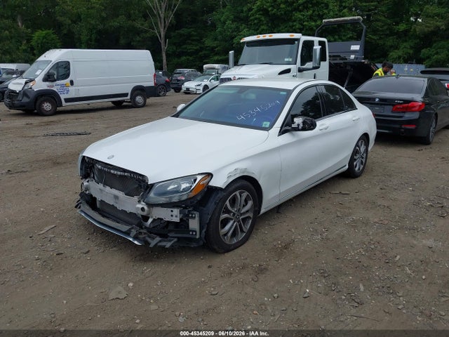 45345209 :رقم المزاد ، 55SWF4JB8HU216559 vin ، 2017 Mercedes-benz C 300 مزاد بيع