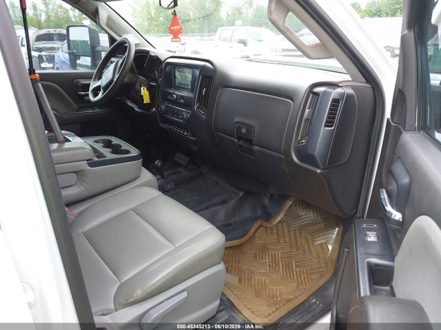 Продажа на аукционе авто 2018 Chevrolet Silverado 3500hd Chassis Wt, vin: 1GB4KYCY3JF162574, номер лота: 45345213