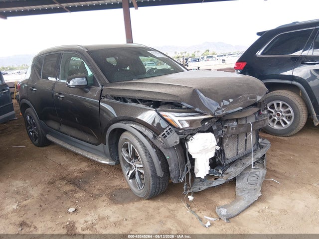 Volvo Xc40 B5 Core 2023 YV4L12UK9P2964478 main image