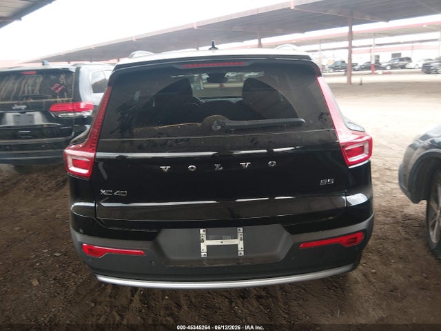 Volvo Xc40 B5 Core 2023 YV4L12UK9P2964478 Image 16