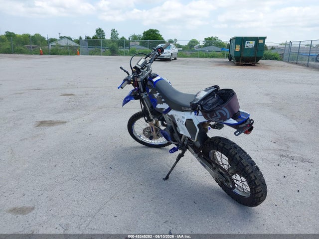 Aukcja sprzedaży 2000 Suzuki Dr-z400 S, vin: JS1SK43A0Y2100835, numer aukcji: 45345282