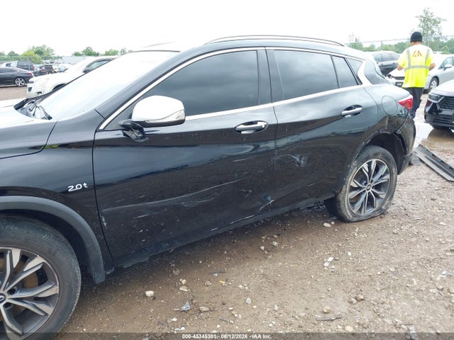 2017 Infiniti Qx30 Premium მანქანა იყიდება აუქციონზე, vin: SJKCH5CR9HA033045, აუქციონის ნომერი: 45345301