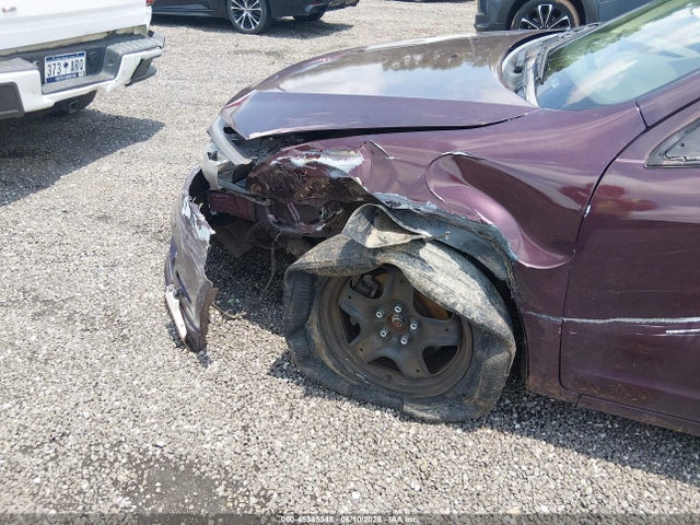 45345348 :رقم المزاد ، 3FAHP0HA3BR283918 vin ، 2011 Ford Fusion Se مزاد بيع
