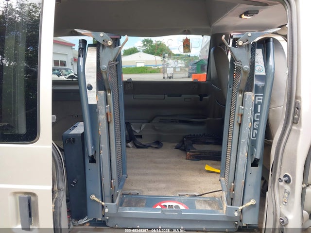 Продажа на аукционе авто 2003 Chevrolet Astro Ls, vin: 1GNEL19X03B143680, номер лота: 45345357