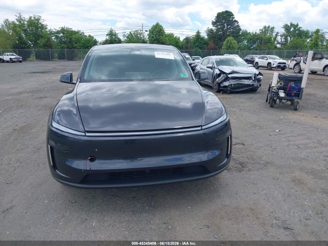 7SAYGDED2TF396037 Tesla Model Y Premium Rear-wheel Drive/rear-wheel Drive