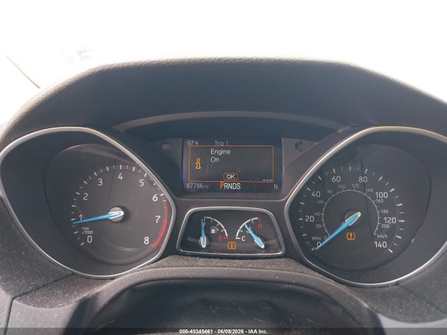 45345461 :رقم المزاد ، 1FADP3M23HL307947 vin ، 2017 Ford Focus Sel مزاد بيع