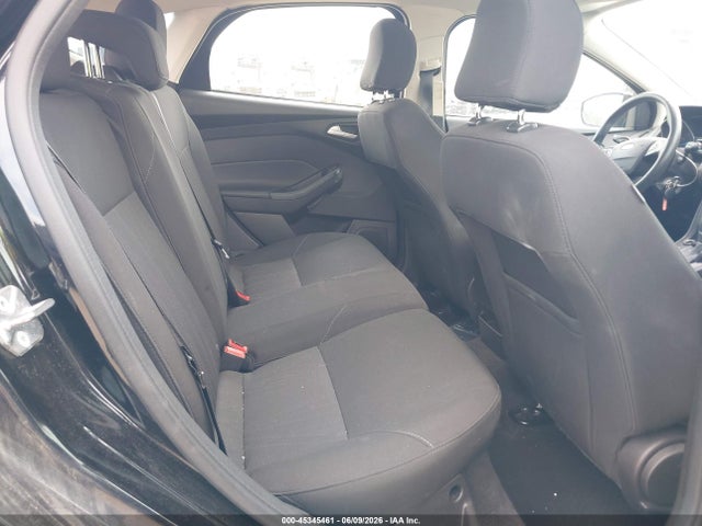 45345461 :رقم المزاد ، 1FADP3M23HL307947 vin ، 2017 Ford Focus Sel مزاد بيع