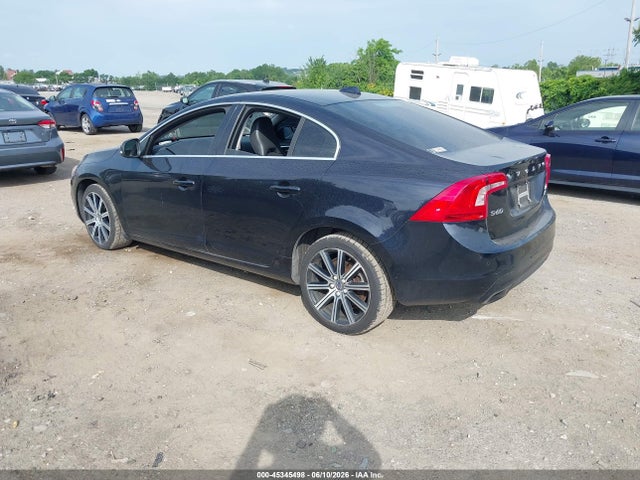 Volvo S60 T5 Premier 2016 YV1612TK5G2403223 Image 3