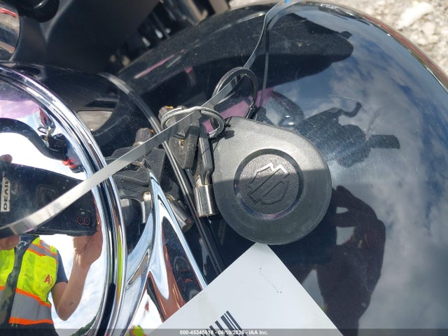 Harley-Davidson FLHT 2021 1HD1FVC14MB621089 Image 11