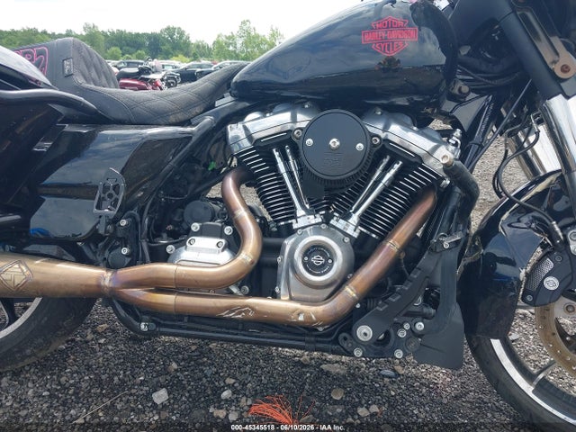 Harley-Davidson FLHT 2021 1HD1FVC14MB621089 Image 8