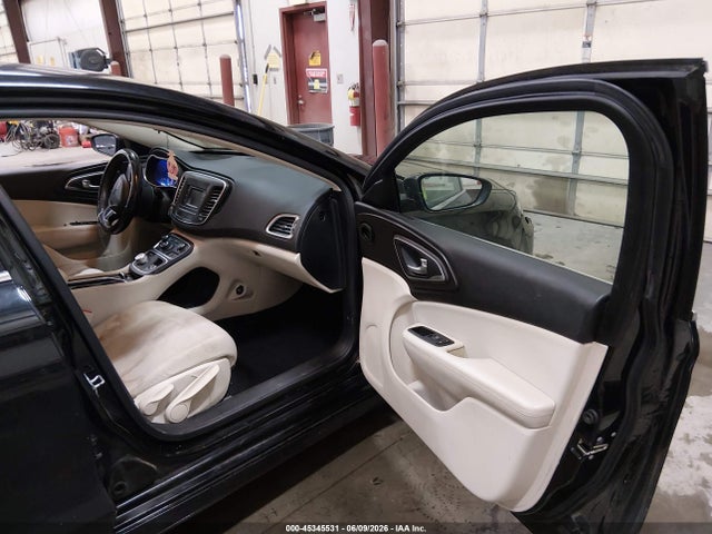 Продаж на аукціоні авто 2015 Chrysler 200 Limited, vin: 1C3CCCAB1FN547848, номер лоту: 45345531