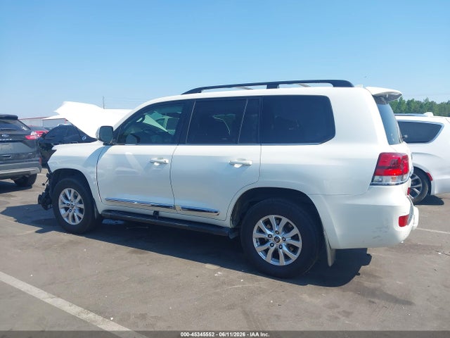 JTMCY7AJ2K4075798 Toyota Land Cruiser V8