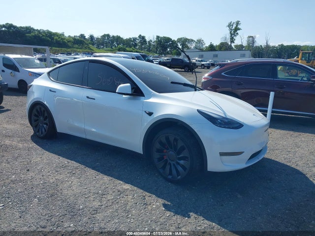Продаж на аукціоні авто 2024 Tesla Model Y Performance Dual Motor All-wheel Drive, vin: 7SAYGDEF3RA268560, номер лоту: 45345604