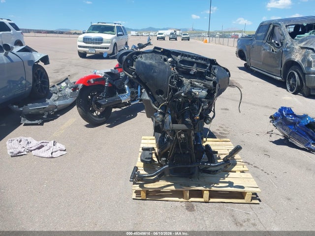 Harley-Davidson FLHXS 2021 1HD1KRP19MB645367 Image 5