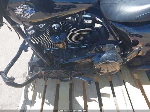 Harley-Davidson FLHXS 2021 1HD1KRP19MB645367 Image 9