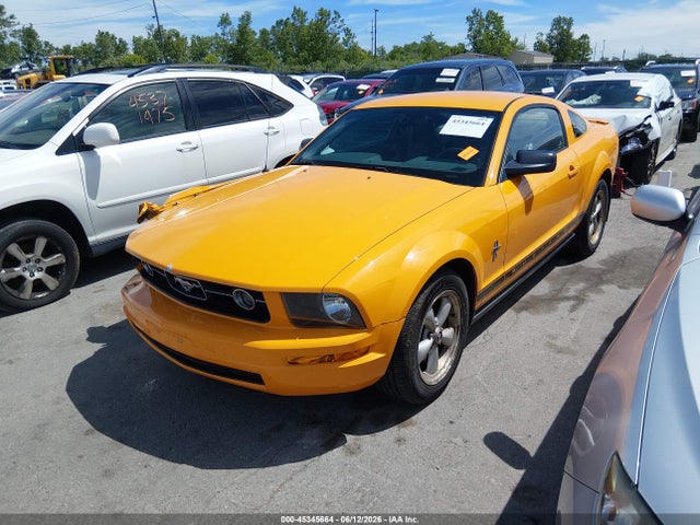 45345664 :رقم المزاد ، 1ZVHT80N485166408 vin ، 2008 Ford Mustang V6 Deluxe/v6 Premium مزاد بيع