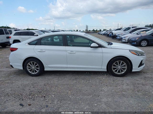 Продажа на аукционе авто 2018 Hyundai Sonata Eco, vin: 5NPE24AA4JH701725, номер лота: 45345665