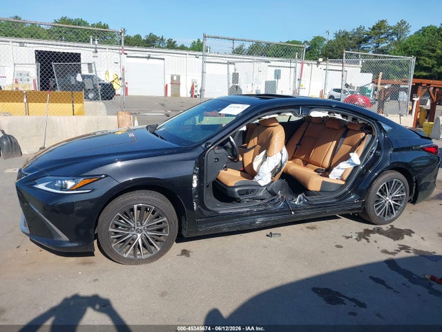 45345674 :رقم المزاد ، 58ADZ1B14RU180449 vin ، 2024 Lexus Es 350 مزاد بيع