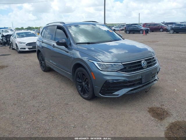 Продажа на аукционе авто 2022 Volkswagen Tiguan 2.0t Se R-line Black, vin: 3VVCB7AX4NM063510, номер лота: 45345678