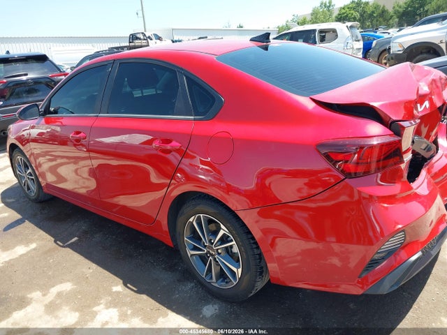 2024 Kia Forte Lxs მანქანა იყიდება აუქციონზე, vin: 3KPF24AD3RE722726, აუქციონის ნომერი: 45345680