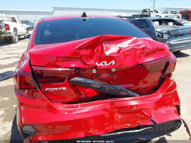 2024 Kia Forte Lxs მანქანა იყიდება აუქციონზე, vin: 3KPF24AD3RE722726, აუქციონის ნომერი: 45345680