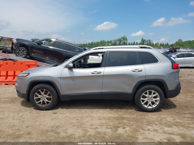 Продажа на аукционе авто 2017 Jeep Cherokee Latitude 4x4, vin: 1C4PJMCB3HD223234, номер лота: 45345694