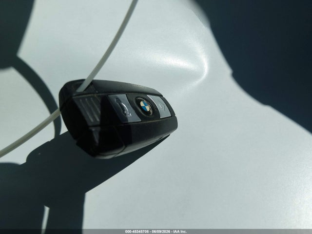 45345708 :رقم المزاد ، WBAPK7G57BNN48888 vin ، 2011 Bmw 328i Xdrive مزاد بيع
