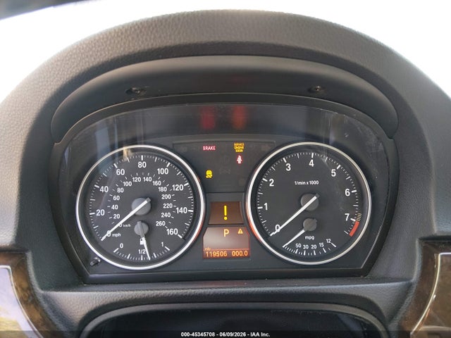 45345708 :رقم المزاد ، WBAPK7G57BNN48888 vin ، 2011 Bmw 328i Xdrive مزاد بيع