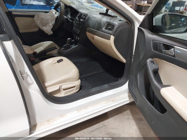 Продажа на аукционе авто 2017 Volkswagen Jetta 1.4t Se, vin: 3VWDB7AJ1HM278200, номер лота: 45345710