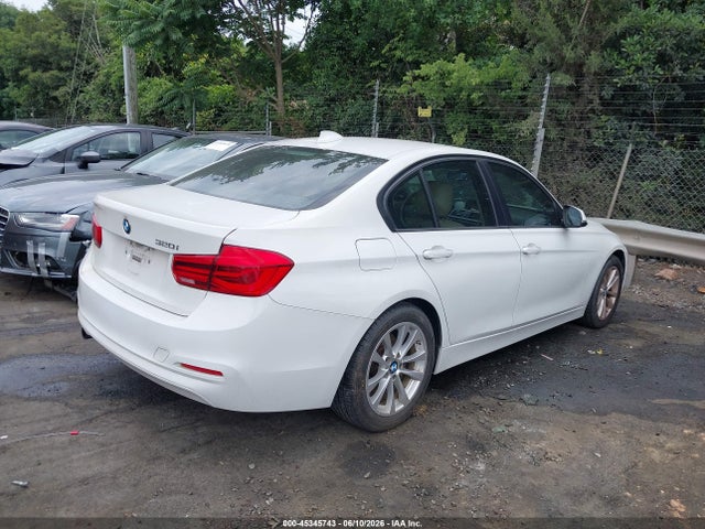 Aukcja sprzedaży 2016 Bmw 320i, vin: WBA8E1G56GNT37116, numer aukcji: 45345743