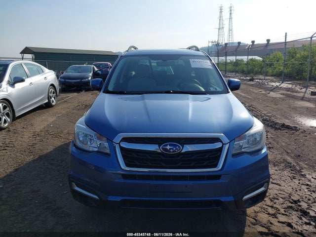 45345748 :رقم المزاد ، JF2SJAEC6JH496618 vin ، 2018 Subaru Forester 2.5i Premium مزاد بيع