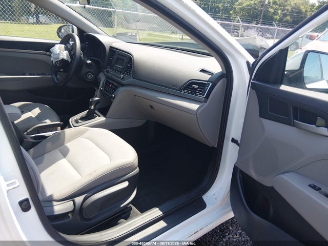 Продажа на аукционе авто 2017 Hyundai Elantra Se, vin: 5NPD74LF1HH100675, номер лота: 45345774