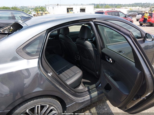 KIA FORTE GT 2022 3KPF44AC5NE429745 Image 8