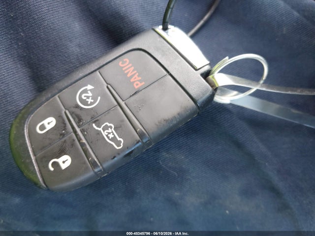 Продажа на аукционе авто 2025 Jeep Compass Latitude 4x4, vin: 3C4NJDBN5ST547421, номер лота: 45345796